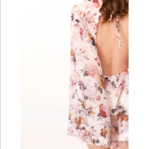 Romwe Floral Printed Ruffle Bell Sleeve Romper - Picture 3 of 6